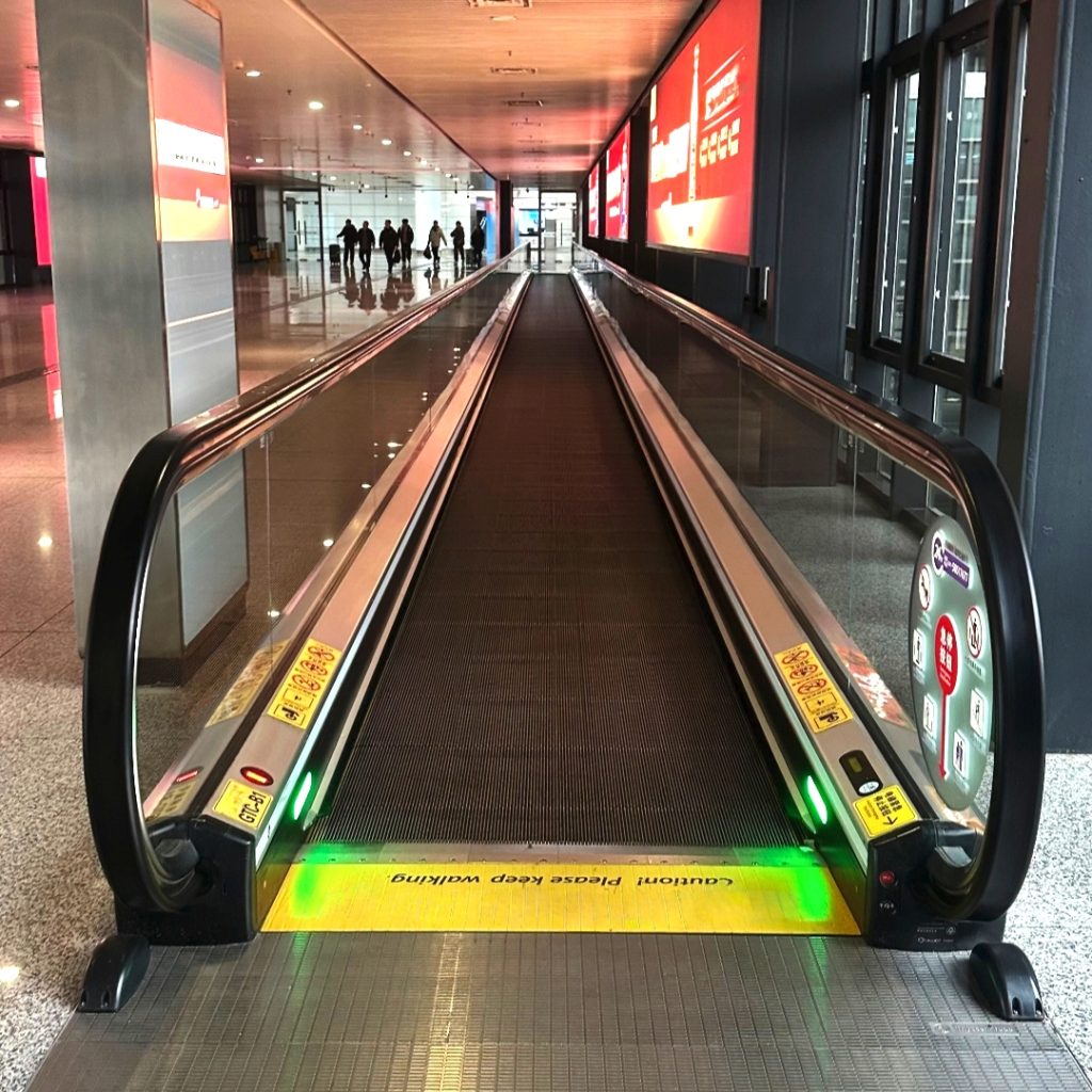 Energy Saving Automatic Escalator | Safe Moving Walk & Passenger ...